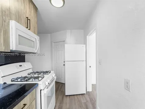 500 SW 8th Avenue Miami FL 33130