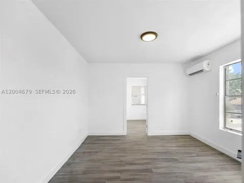 500 SW 8th Avenue Miami FL 33130