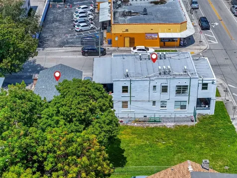 500 SW 8th Avenue Miami FL 33130
