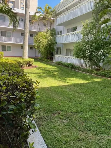 100 Edgewater Drive Coral Gables FL 33133