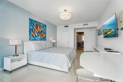 6799 Collins Avenue Miami Beach FL 33141
