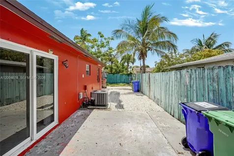 543 SW 61st Terrace Margate FL 33068