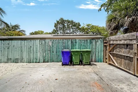 543 SW 61st Terrace Margate FL 33068