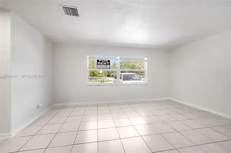 543 SW 61st Terrace Margate FL 33068