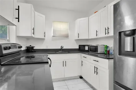 2211 NW 82nd Street Miami FL 33147