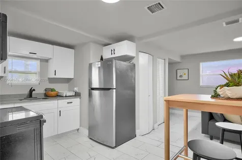 2211 NW 82nd Street Miami FL 33147