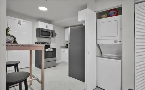 2211 NW 82nd Street Miami FL 33147