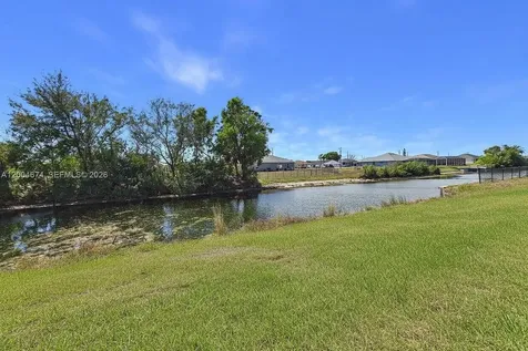 542/544 SE 6th Terrace Other City - In The State Of Florida FL 33990
