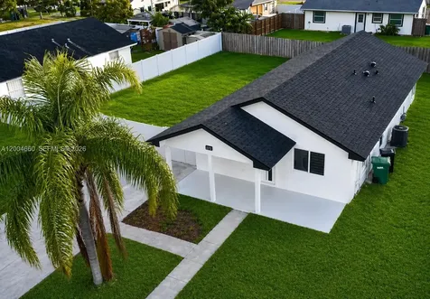 22722 SW 114th Place Miami FL 33170