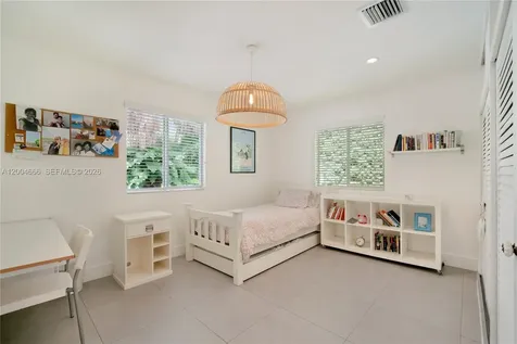 861 Harbor Drive Key Biscayne FL 33149
