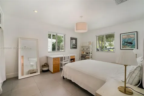 861 Harbor Drive Key Biscayne FL 33149