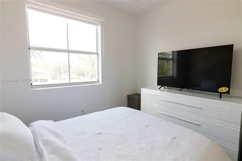15282 SW 89th Terrace Miami FL 33196