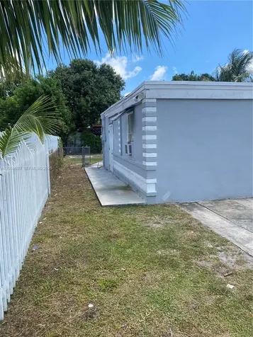 14315 NW 12th Avenue Miami FL 33168
