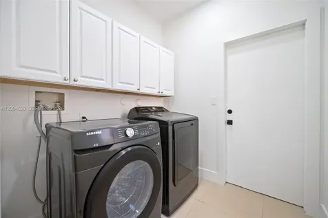 21012 NE 34th Court Aventura FL 33180