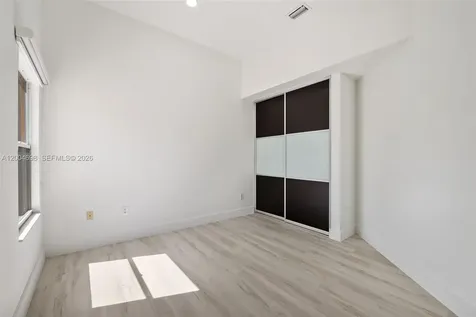 21012 NE 34th Court Aventura FL 33180