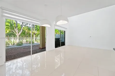 21012 NE 34th Court Aventura FL 33180