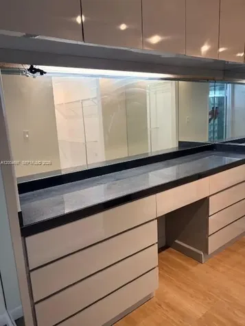 4000 Towerside Terrace Miami FL 33138