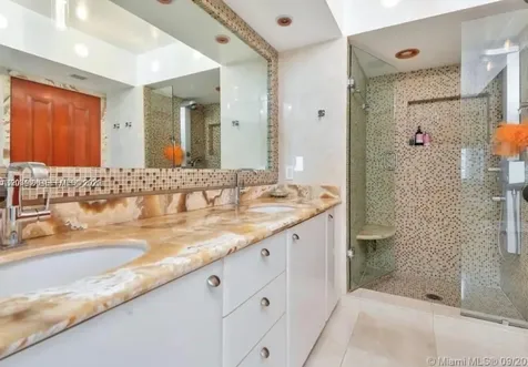 16500 Collins Avenue Sunny Isles Beach FL 33160
