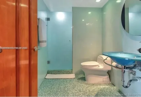 16500 Collins Avenue Sunny Isles Beach FL 33160