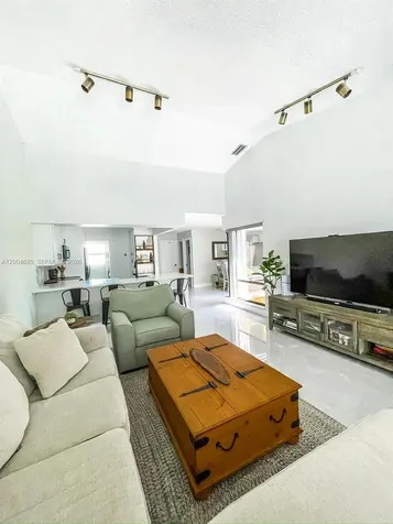 13360 SW 89th Terrace Miami FL 33186
