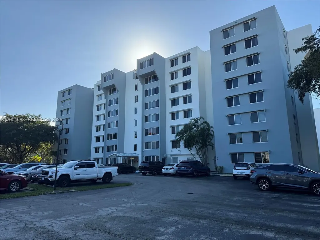 9001 SW 77th Avenue Miami FL 33156