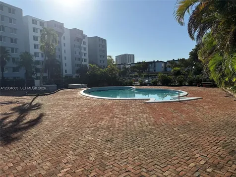 9001 SW 77th Avenue Miami FL 33156