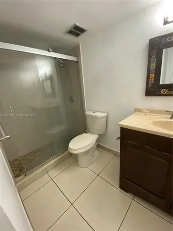 17600 NW 68th Avenue Hialeah FL 33015