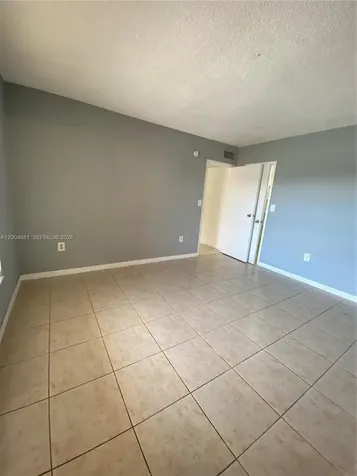 17600 NW 68th Avenue Hialeah FL 33015