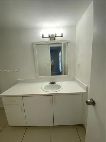 17600 NW 68th Avenue Hialeah FL 33015