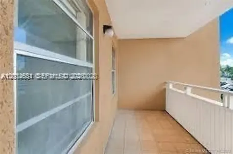 17600 NW 68th Avenue Hialeah FL 33015