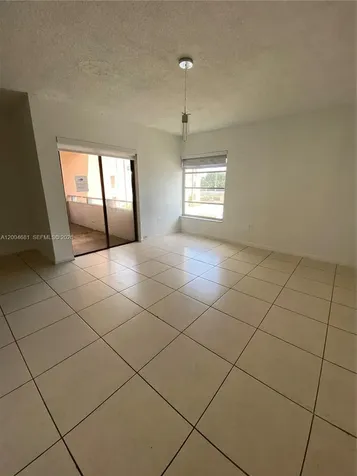 17600 NW 68th Avenue Hialeah FL 33015