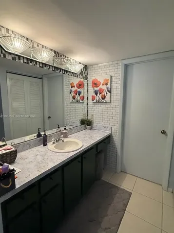 208 Pine Hov Circle Green Acres FL 33463