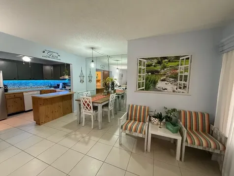 208 Pine Hov Circle Green Acres FL 33463