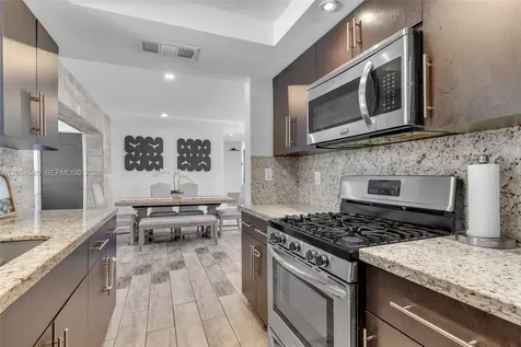 13741 SW 72nd Terrace Miami FL 33183