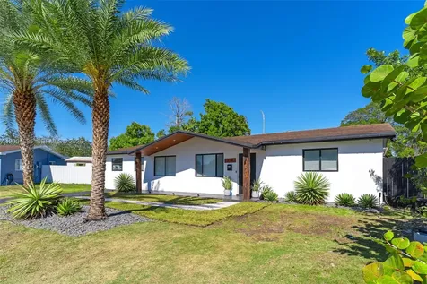 13741 SW 72nd Terrace Miami FL 33183