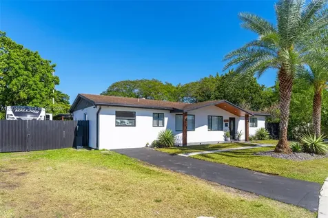 13741 SW 72nd Terrace Miami FL 33183
