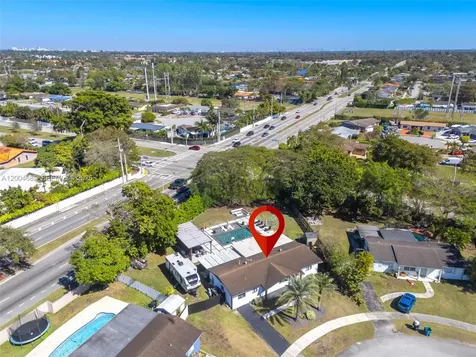13741 SW 72nd Terrace Miami FL 33183