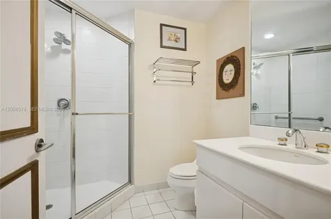 719 Crandon Boulevard Key Biscayne FL 33149