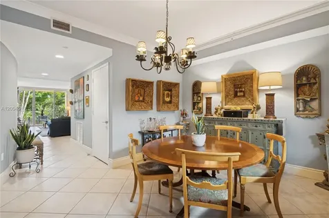 719 Crandon Boulevard Key Biscayne FL 33149