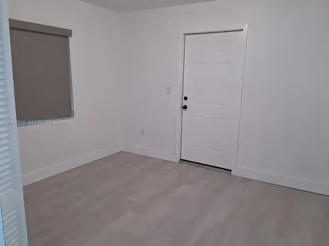 18330 SW 102nd Place Miami FL 33157