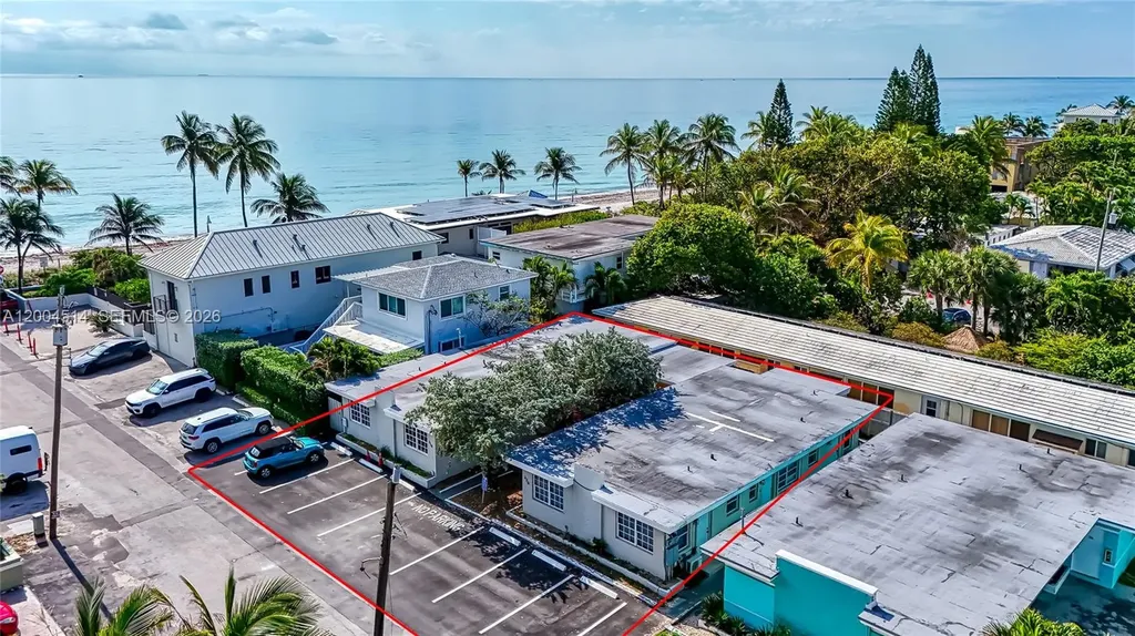 318 Walnut Street Hollywood FL 33019