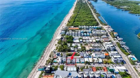 318 Walnut Street Hollywood FL 33019