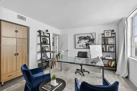 2780 NE 183rd Street Aventura FL 33160