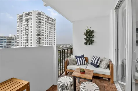 2780 NE 183rd Street Aventura FL 33160