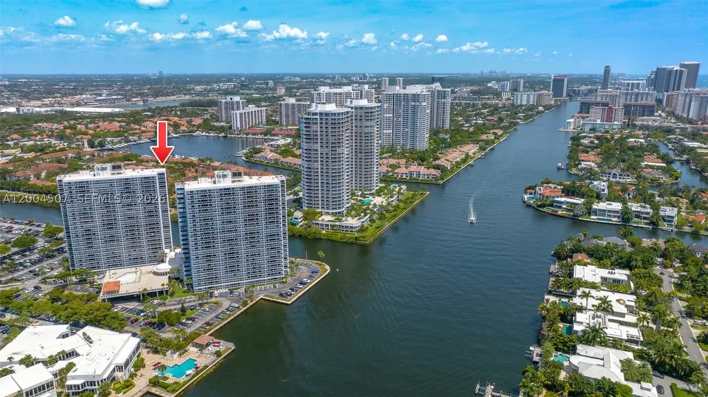20505 E Country Club Drive Aventura FL 33180