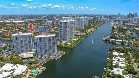 20505 E Country Club Drive Aventura FL 33180