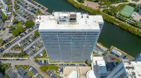 20505 E Country Club Drive Aventura FL 33180