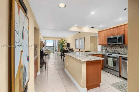 20505 E Country Club Drive Aventura FL 33180