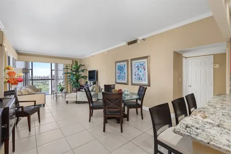 20505 E Country Club Drive Aventura FL 33180