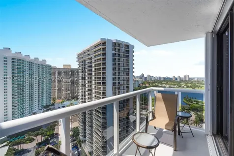 20505 E Country Club Drive Aventura FL 33180